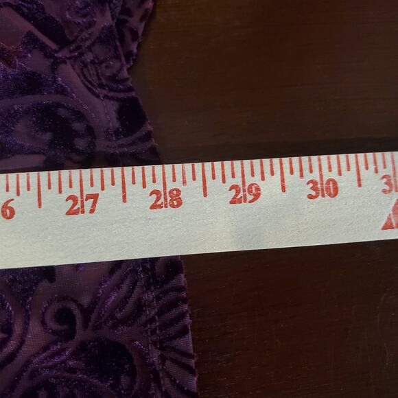 Avenue Velvet Burnout Cutout Asymmetrical 3/4 Sleeve Top Size 14/16 Whimsigoth - Picture 11 of 11